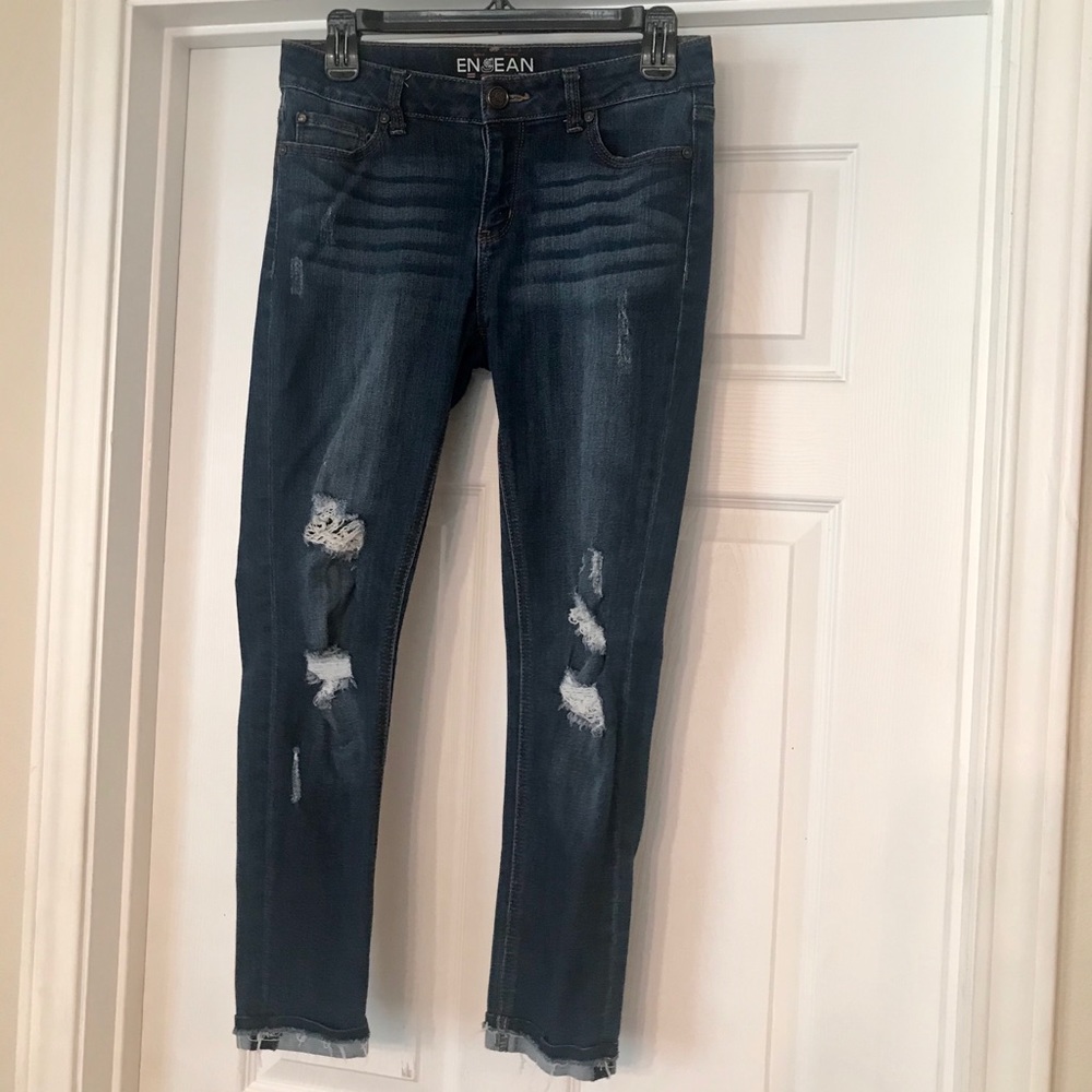 EN Skinny Distressed Jeans
